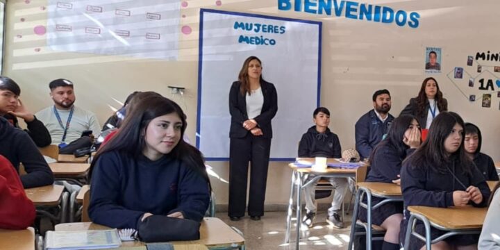 En nuestro Colegio se realizó el Primer Diálogo Ciudadano de «Amores Tempranos»