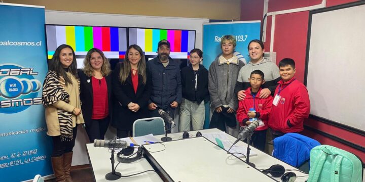 Nuestros estudiantes se hicieron escuchar en la radio Cosmos
