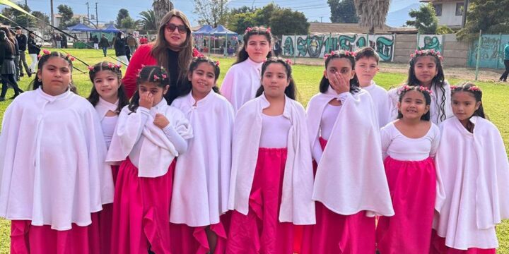 Nuestro Colegio participa del Desfile de Glorias Navales municipal